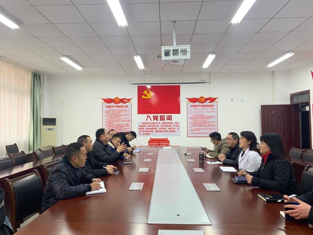 遵义医药高等专科学校党委委员、副校长岳应权