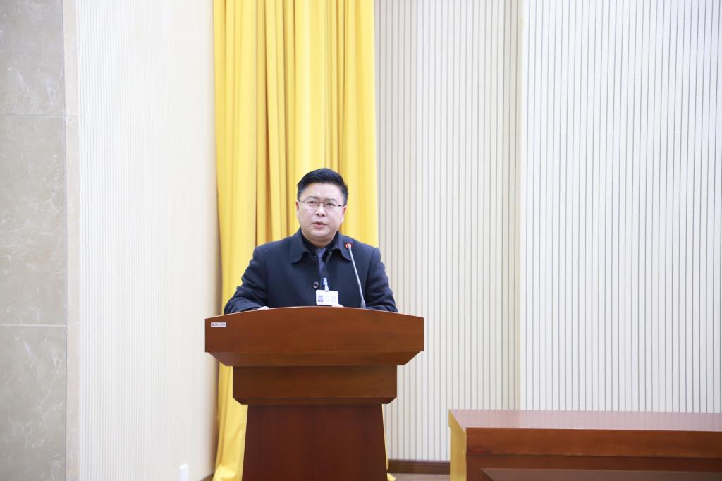 冯春林副校长总结发言
