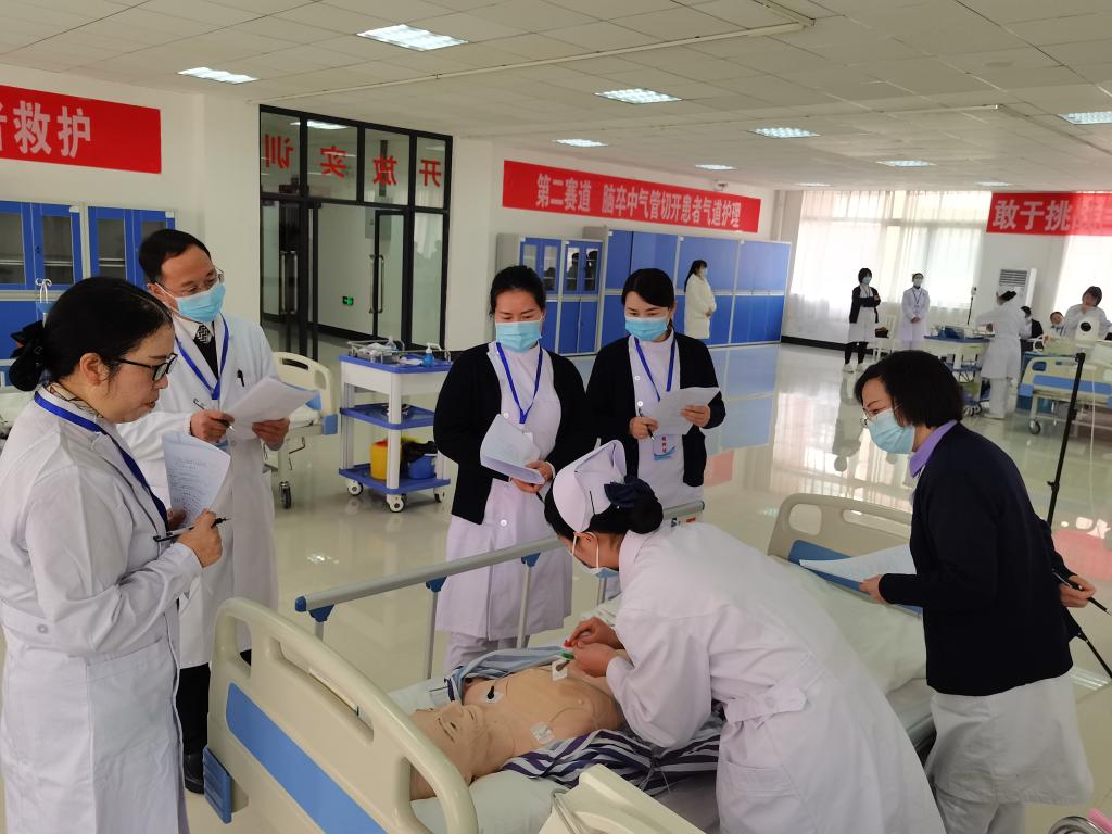 练技能的重要平台,也是促进和推动护理职业教育教学改革的重要抓手,要